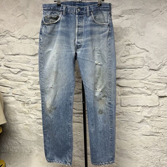 Levis 501 Jeans Vintage 80s Made in USA Distressed Whiskered Fading 31x30 Actual - Picture 1 of 11